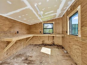 201 NW 77th Way, Pembroke Pines FL 33024