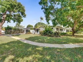 201 NW 77th Way, Pembroke Pines FL 33024