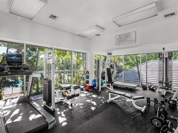 770 NE 69th St 6C, Miami FL 33138