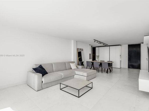 770 NE 69th St 6C, Miami FL 33138