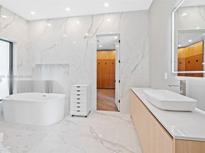 3560 Paddock Rd, Weston FL 33331