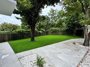 972 SW 44th Ave, Miami FL 33134