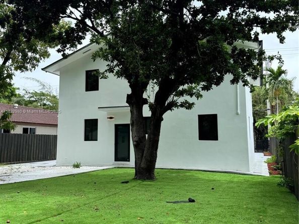 972 SW 44th Ave, Miami FL 33134