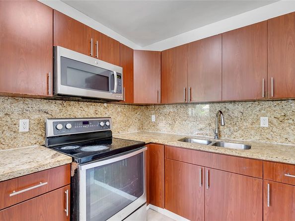9710 SW 161 St, Miami FL 33157