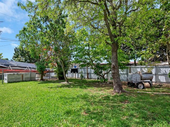 9710 SW 161 St, Miami FL 33157