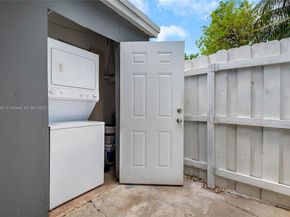 9710 SW 161 St, Miami FL 33157