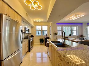19900 E Country Club Dr 1220, Aventura FL 33180