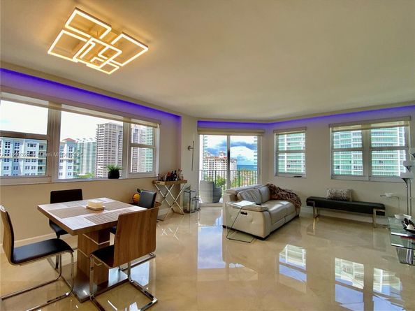 19900 E Country Club Dr 1220, Aventura FL 33180