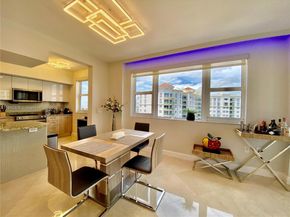 19900 E Country Club Dr 1220, Aventura FL 33180
