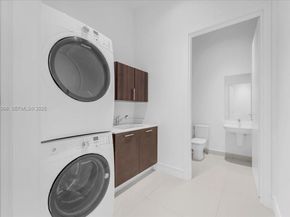 3250 NE 188th St 103, Aventura FL 33180