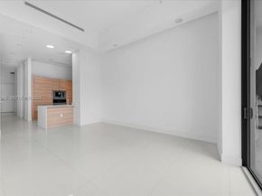 3250 NE 188th St 103, Aventura FL 33180