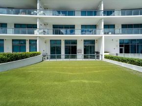 3250 NE 188th St 103, Aventura FL 33180