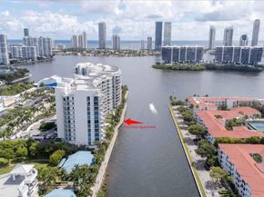 3250 NE 188th St 103, Aventura FL 33180