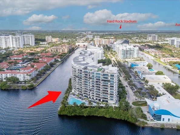 3250 NE 188th St 103, Aventura FL 33180