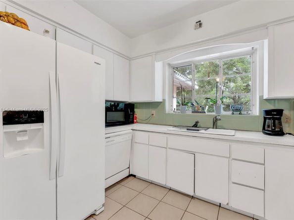 990 NE 94th St, Miami Shores FL 33138
