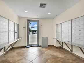 2681 N Flamingo Rd 1103S, Sunrise FL 33323