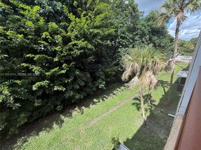 8860 Fontainebleau Blvd 305, Miami FL 33172