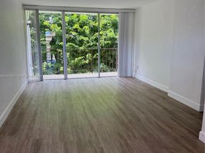 8860 Fontainebleau Blvd 305, Miami FL 33172