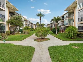 17090 NE 14th Ave 205, Miami FL 33162