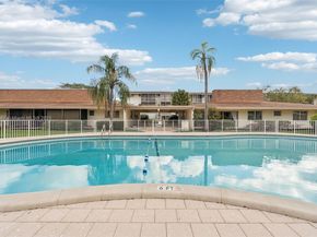 17090 NE 14th Ave 205, Miami FL 33162