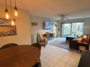 180 Cypress Club Dr 811, Pompano Beach FL 33060