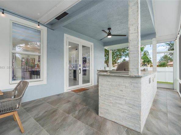 14212 NW 23rd St, Pembroke Pines FL 33028