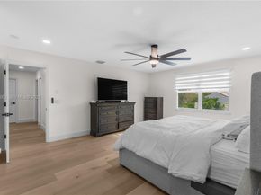 14212 NW 23rd St, Pembroke Pines FL 33028