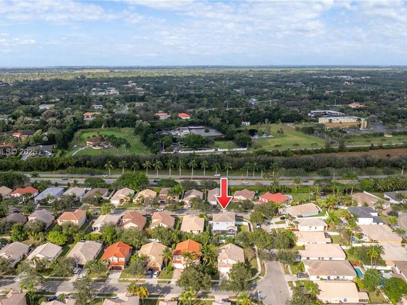 14212 NW 23rd St, Pembroke Pines FL 33028