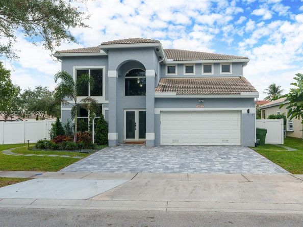 14212 NW 23rd St, Pembroke Pines FL 33028