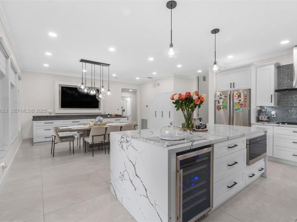 14212 NW 23rd St, Pembroke Pines FL 33028