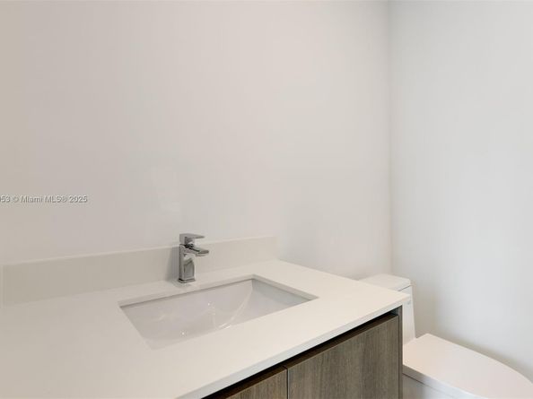 17550 Collins Ave 805, Sunny Isles Beach FL 33160