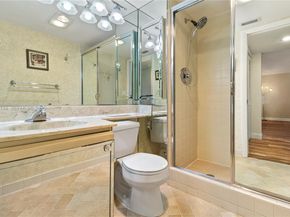 5519 Fairway Park Dr 203, Boynton Beach FL 33437