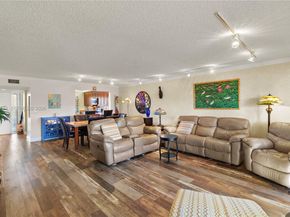 5519 Fairway Park Dr 203, Boynton Beach FL 33437