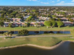 5519 Fairway Park Dr 203, Boynton Beach FL 33437