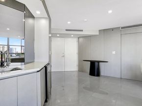 1000 E Island Blvd 1004, Aventura FL 33160