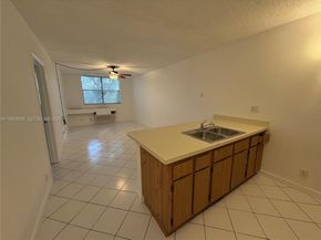 2401 Riverside Dr 314B, Coral Springs FL 33065