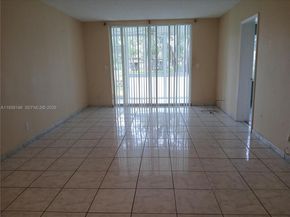 5950 Del Lago Cir 112, Sunrise FL 33313