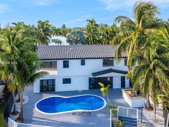 2445 SE 8 St, Pompano Beach FL 33062