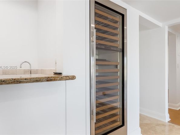 2445 SE 8 St, Pompano Beach FL 33062