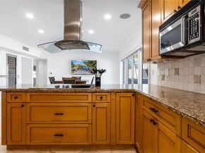 2445 SE 8 St, Pompano Beach FL 33062