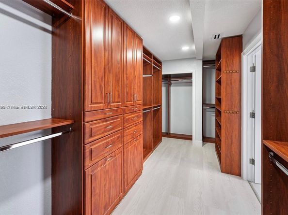 2445 SE 8 St, Pompano Beach FL 33062