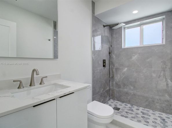 17640 SW 84th Ct, Palmetto Bay FL 33157