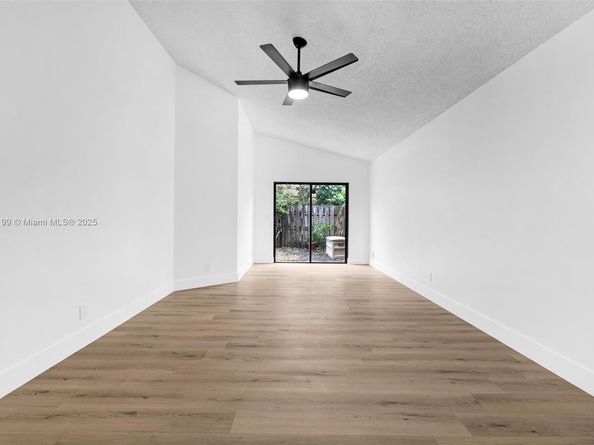 605 Laurel Way, North Lauderdale FL 33068