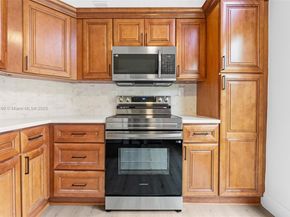 605 Laurel Way, North Lauderdale FL 33068