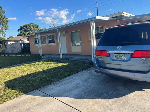 3920 NW 175th St, Miami Gardens FL 33055