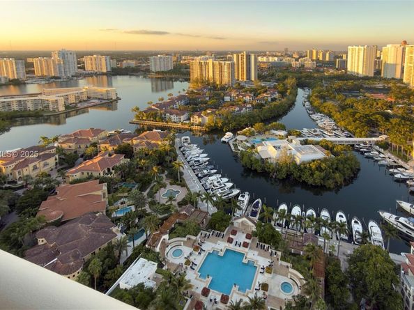 2000 Island Blvd 3004, Aventura FL 33160