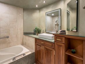 2000 Island Blvd 3004, Aventura FL 33160