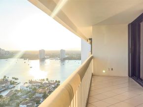 2000 Island Blvd 3004, Aventura FL 33160