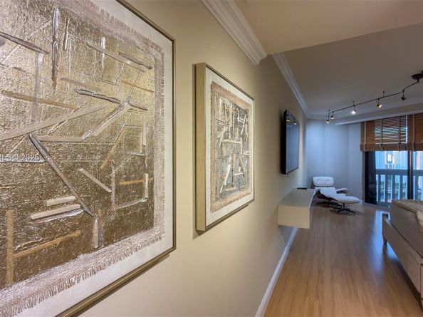 2000 Island Blvd 3004, Aventura FL 33160