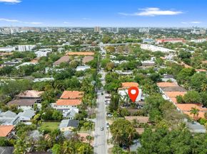 3147 Mcdonald St, Miami FL 33133